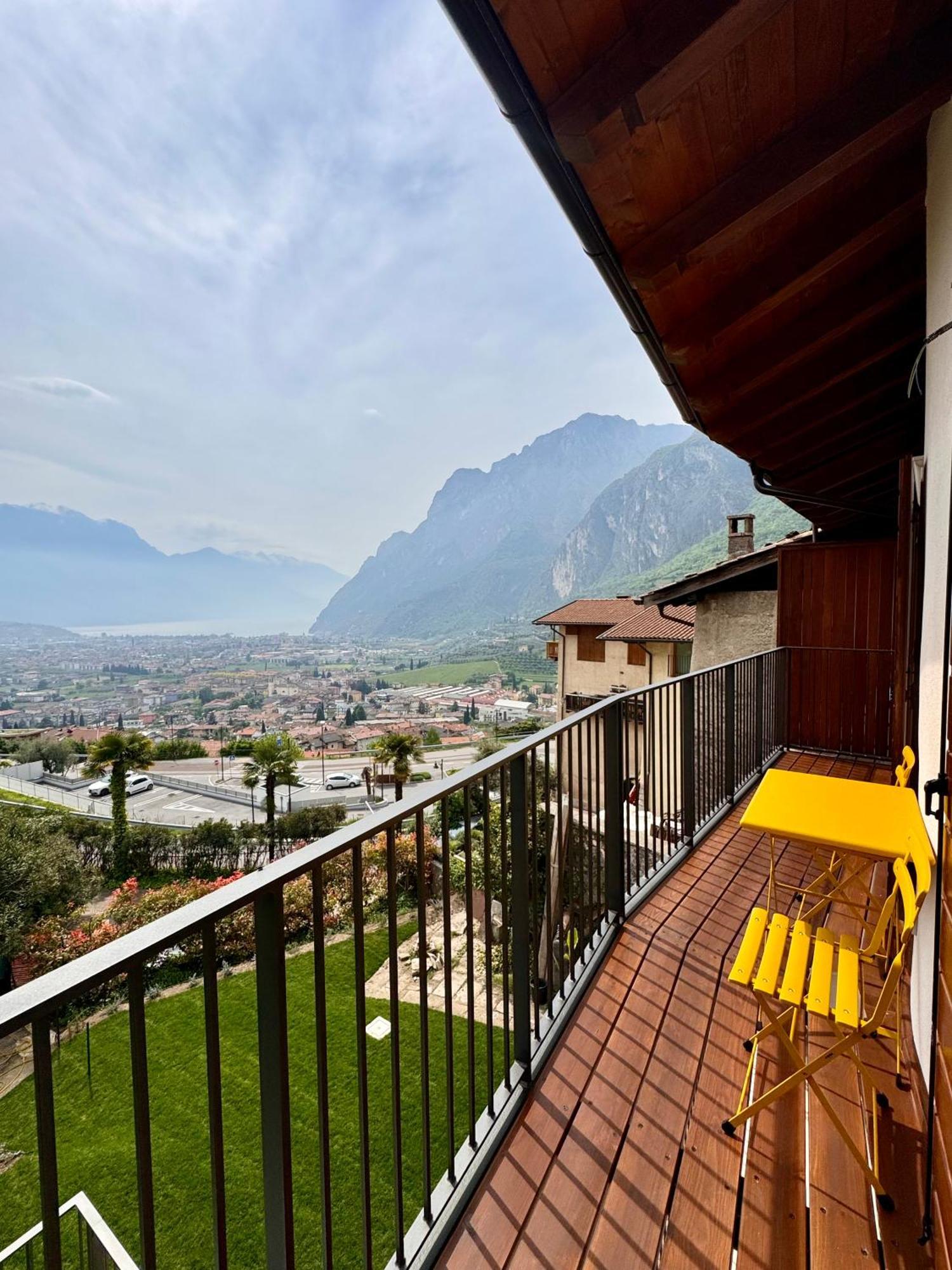 Ferienwohnung Eco Garda Hill Tenno Exterior foto