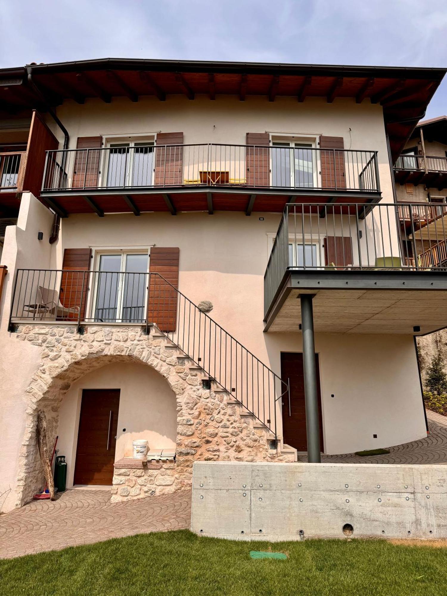 Ferienwohnung Eco Garda Hill Tenno Exterior foto