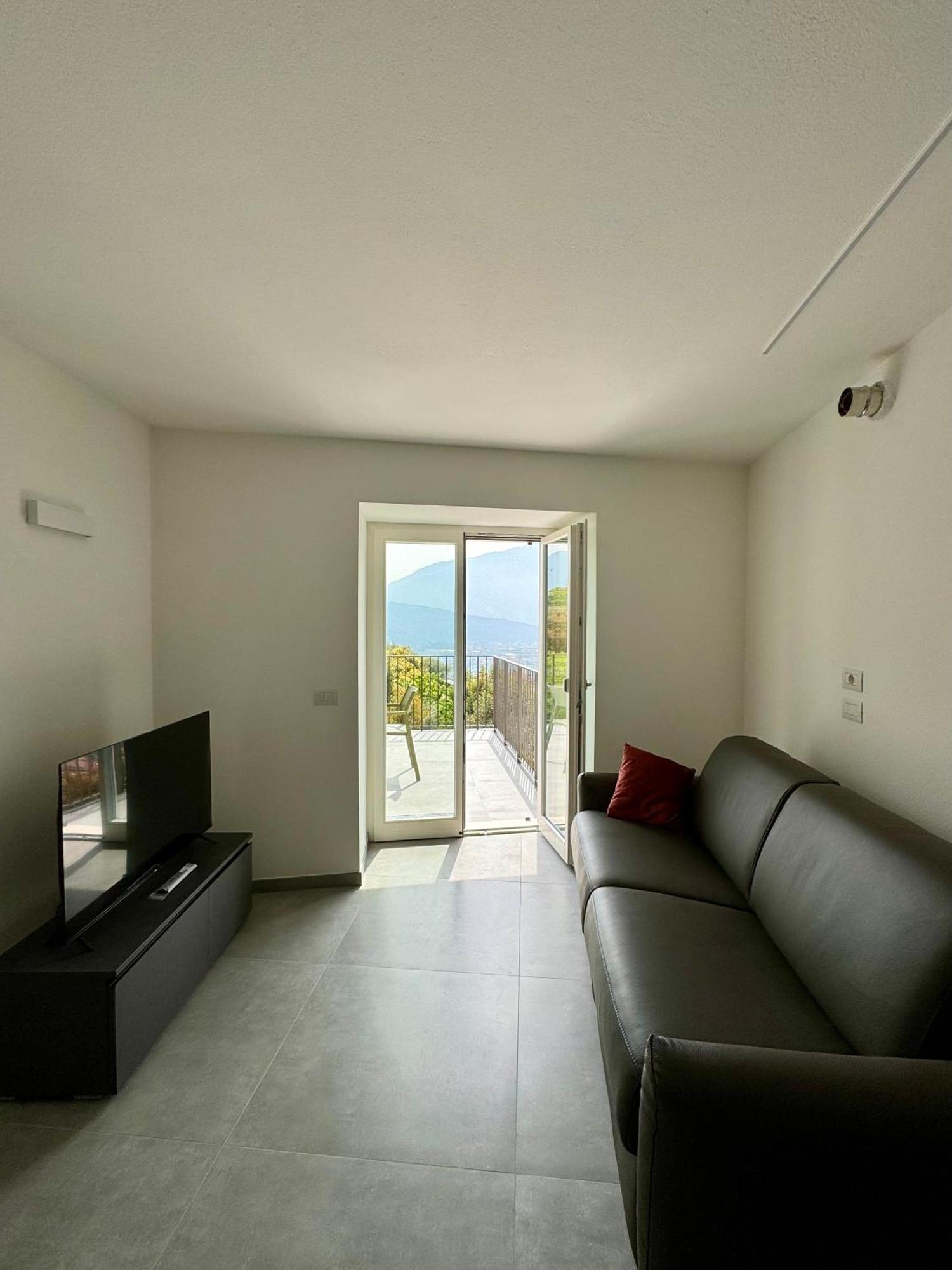 Ferienwohnung Eco Garda Hill Tenno Exterior foto